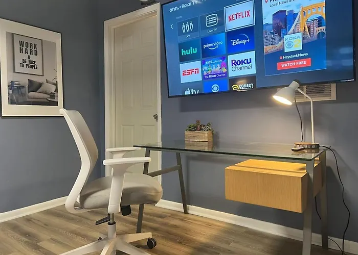 Funky 3rd Floor 5 Beds With Sofa Bed Wifi * Pittsburgh